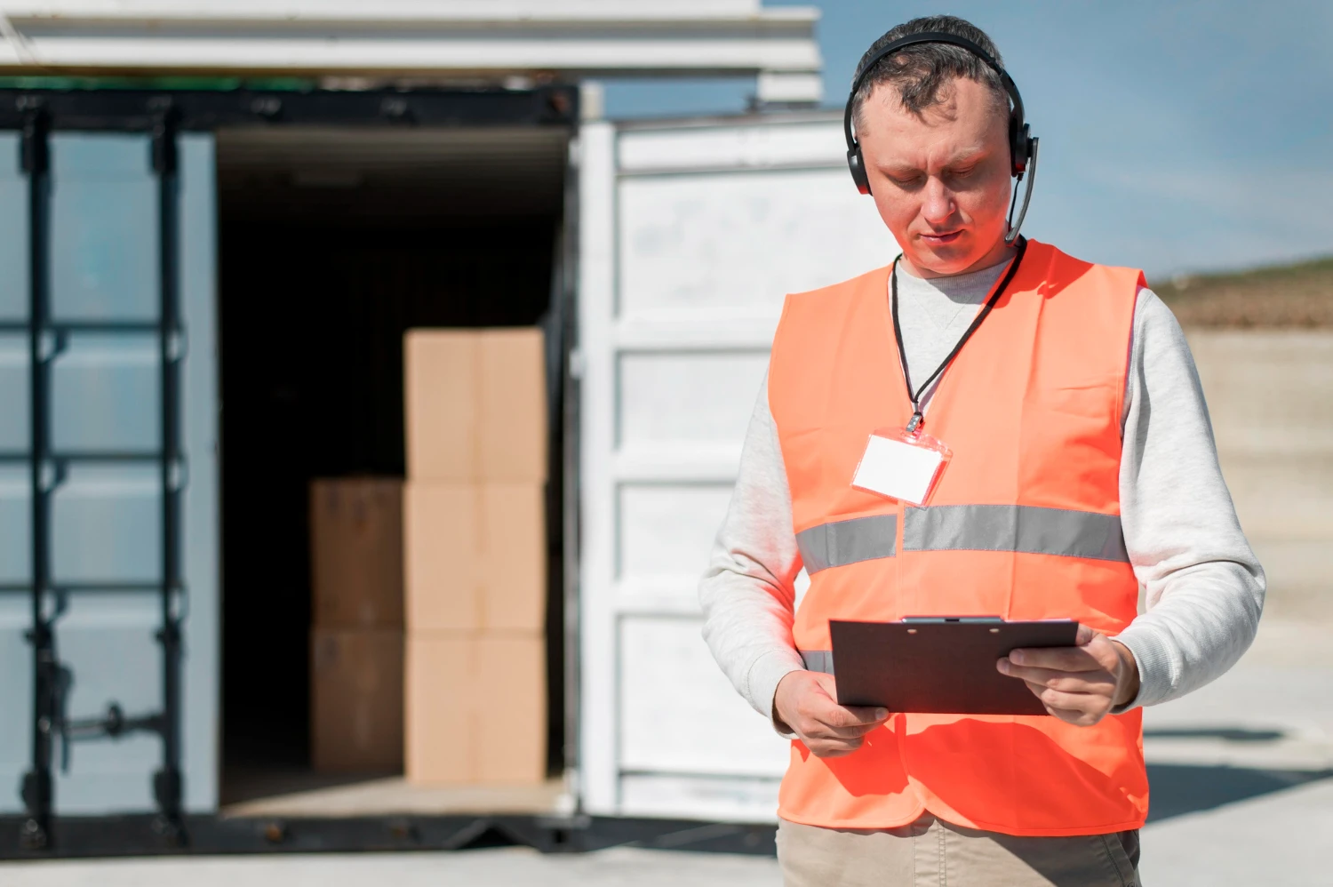 How Retailers Can Use Self-Storage Units to Manage Stock Effectively?