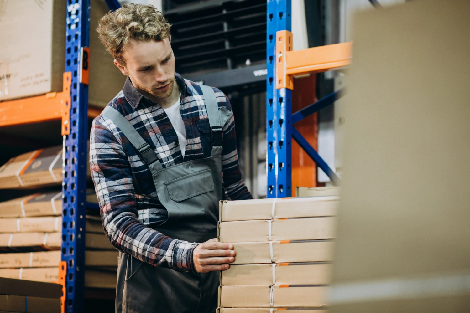Why Small Businesses Should Consider Pallet Storage Solutions?